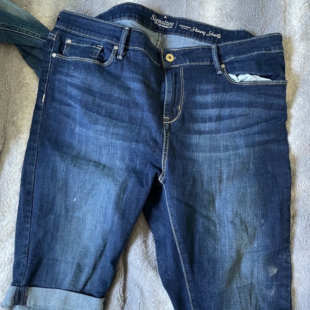 18 women shorts